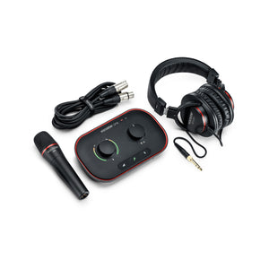 Focusrite Vocaster One USB-C Studio Podcasting Audio Interface Bundle